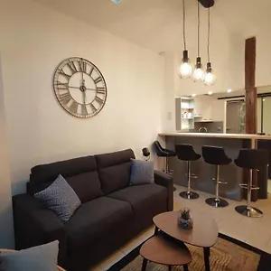 https://nouveau-appart-humels-intra-muros-wifi.fr-provencehotel.com